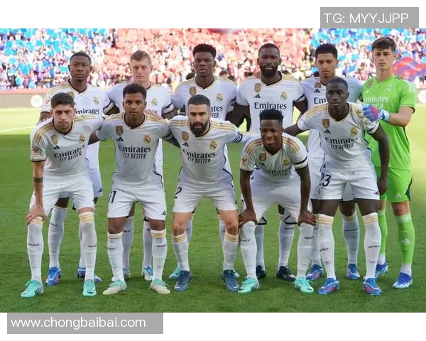 皇马遭遇主场惨败，巴萨高居西甲榜首：西班牙足球格局再洗牌